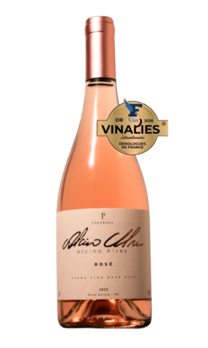 Vinho Rosé Alcino Alves medalha de ouro